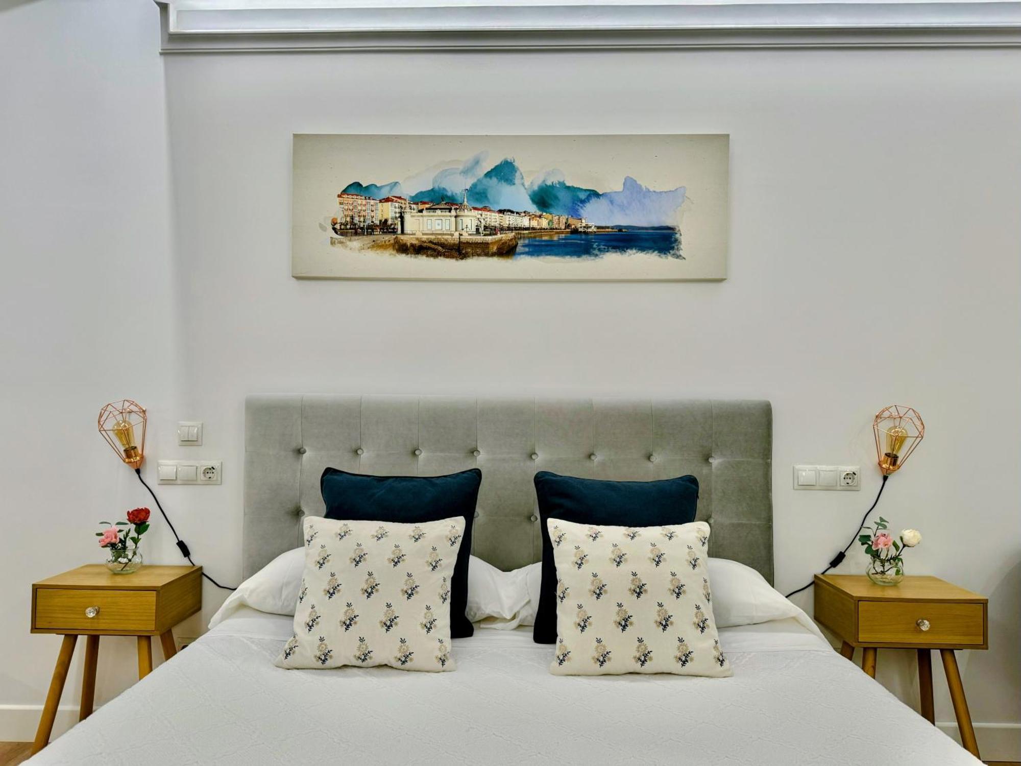 Loft Centre Santander Apartment ภายนอก รูปภาพ