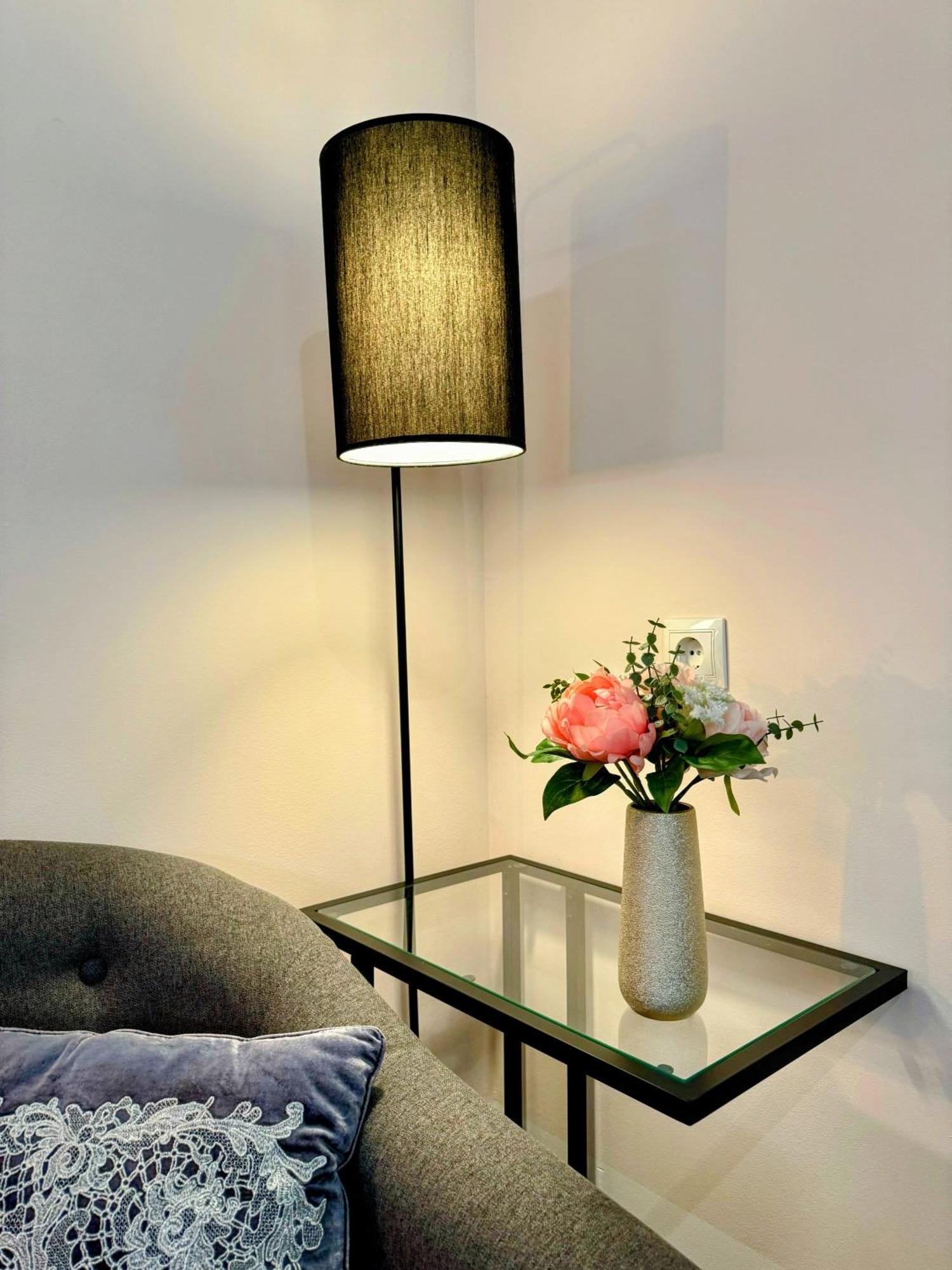 Loft Centre Santander Apartment ภายนอก รูปภาพ